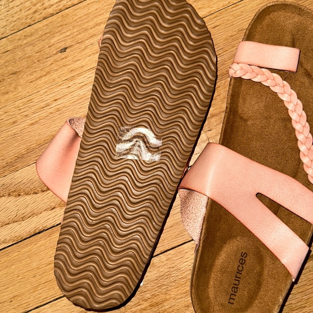 Sandals - Picture 3 of 4